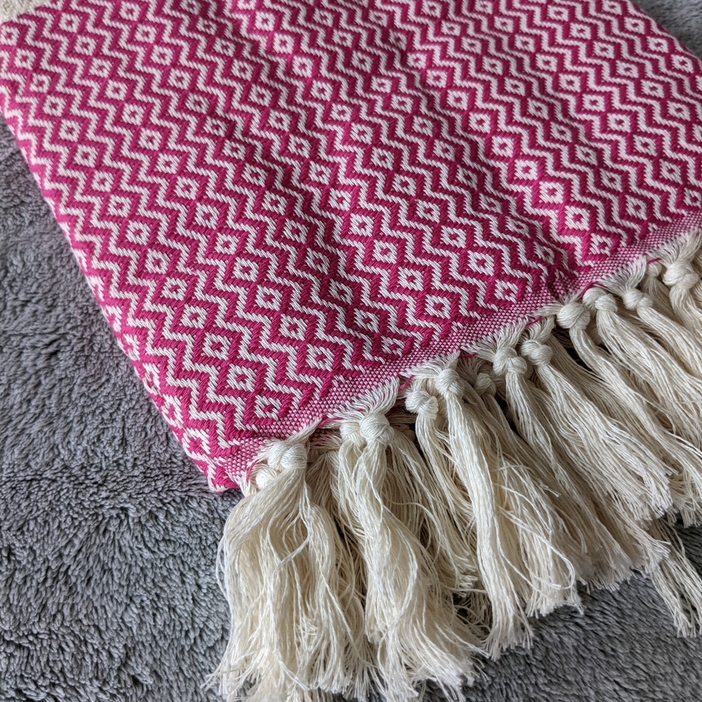 NWOT Turkish Cotton Beach Towel